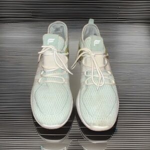 Fabletics Avalon Sea Green Breathable Knit 4 Airflow Everyday Athletic Sneakers